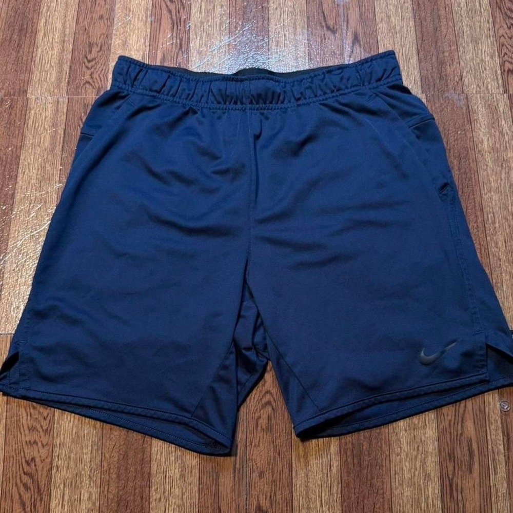 Nike Navy‎ Blue Retro Sportswear Essential Running Shorts Small